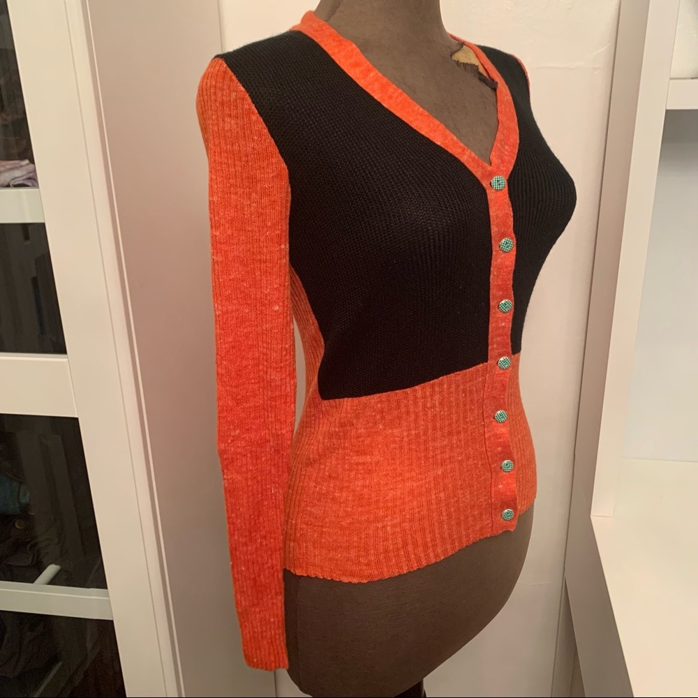 Vintage Cardigan Sweater ORA.